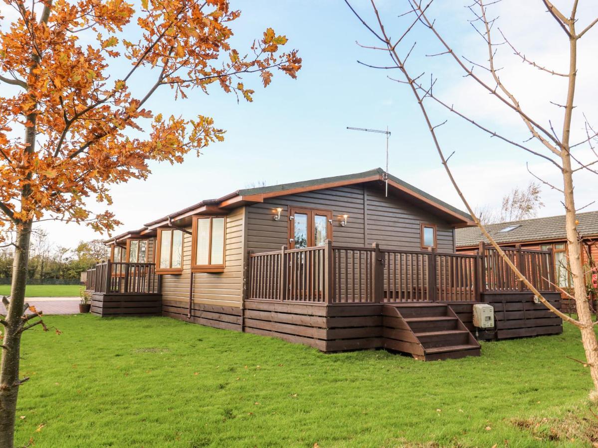 Oakwood Lodge ยอร์ค ภายนอก รูปภาพ